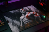Mouse Pad Gamer Kratos 32×42 cm Superfície de Tecido Ultra Suave com Base Antiderrapante, Controle e Desempenho Profis